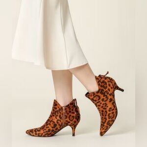 NWT!!!Women's Pointed Toe Back Bow Side! ✨✨✨